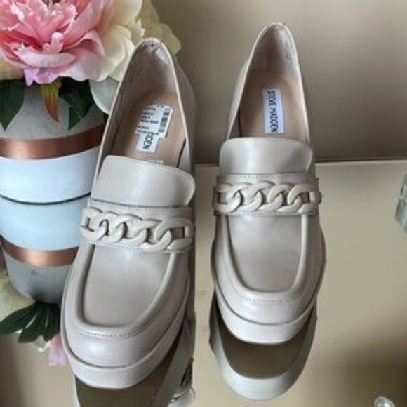 Steve Madden Shoes - STEVE MADDEN rhylee leather slip on heeled loafer size 10